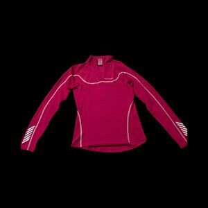 Helly Hansen Womens Magenta 1/4 zip pullover, size medium